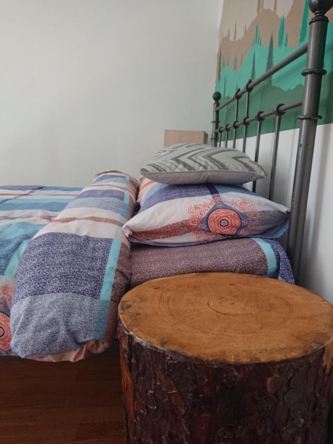 Katy'S Studio Apartment Brasov Bagian luar foto